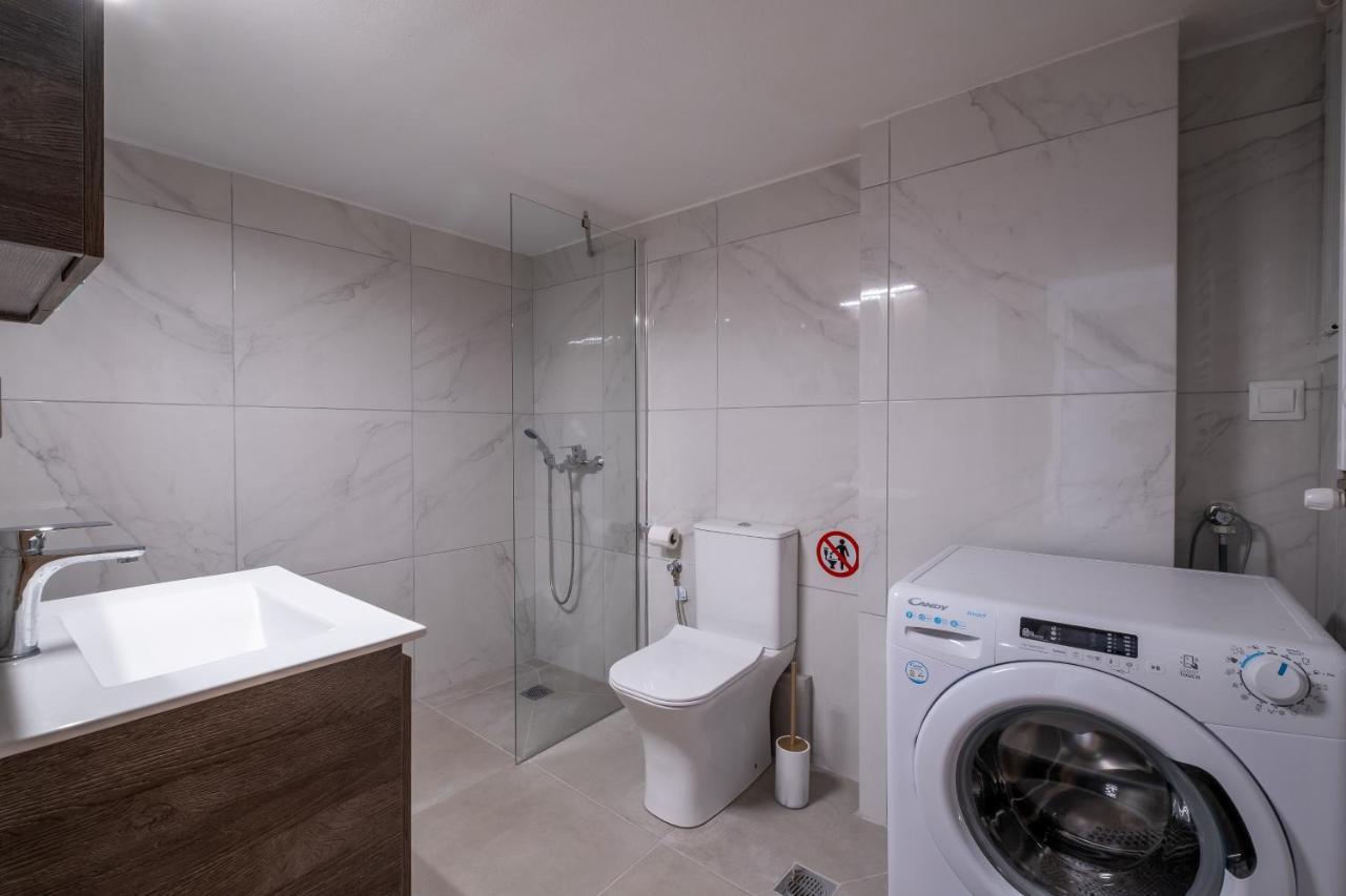Sokos Residence, 1' Walk From Aghios Ioannis Metro Athena Bagian luar foto